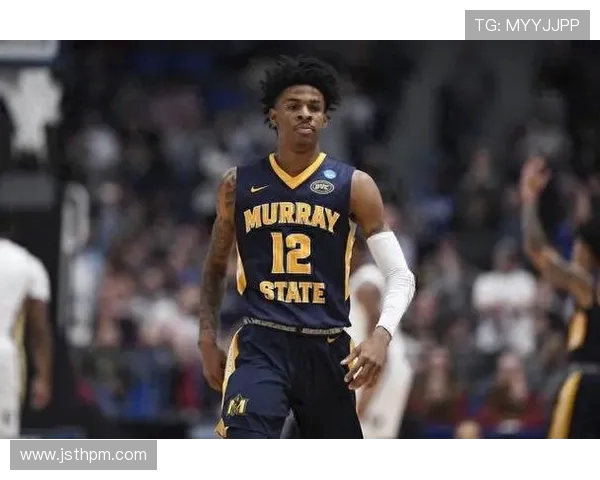 贾莫兰特在NBA赛季中展现惊人天赋引发球迷热议与期待