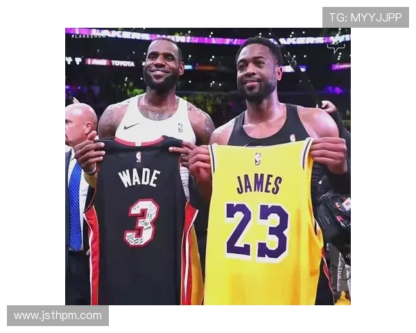 韦德与詹姆斯巅峰对决回顾：篮球传奇的荣耀与友谊之战