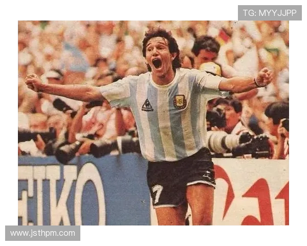 马丁内利：从青涩小将到足球场上的璀璨明星之路